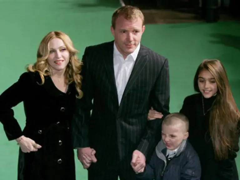 Es-handelt-sich-schliesslich-um-keine-geringeren-als-die-Kinder-von-Madonna-und-Guy-Ritchie