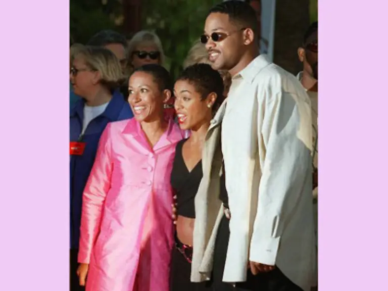 The-First-Showbiz-Familiy-of-the-United-States-verfuegt-nicht-nur-ueber-entzueckende-Kinder-und-ein-Vorzeigeliebesleben-sondern-auch-ueber-weitere-familiaere-Bande-Jada-Pinkett-und-Will-Smith-nehmen-Mama-ihre-auch-gern-mal-mit-zu-einer-Premiere