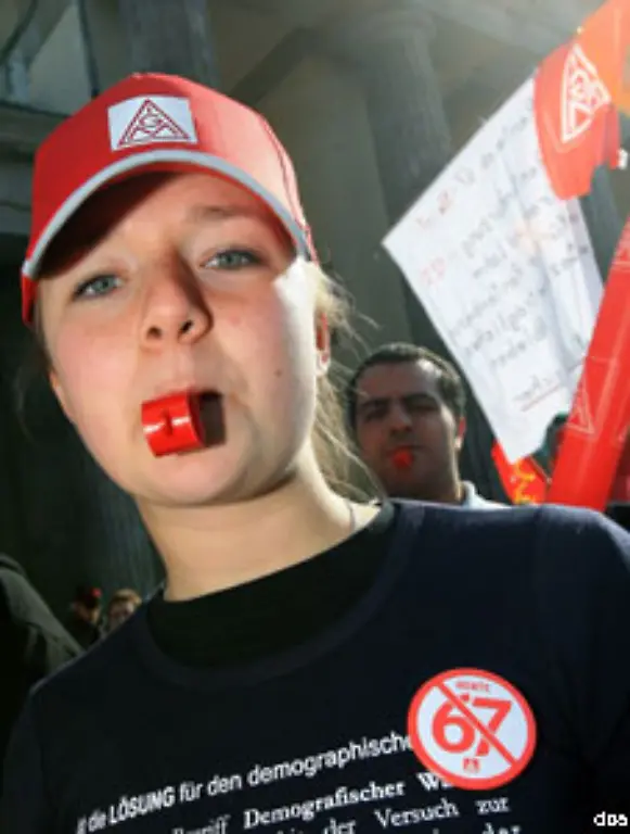 Artikel-20-1-Alle-Menschen-haben-das-Recht-sich-friedlich-zu-versammeln-und-zu-Vereinigungen-zusammenzuschliessen-2-Niemand-darf-gezwungen-werden-einer-Vereinigung-anzugehoeren