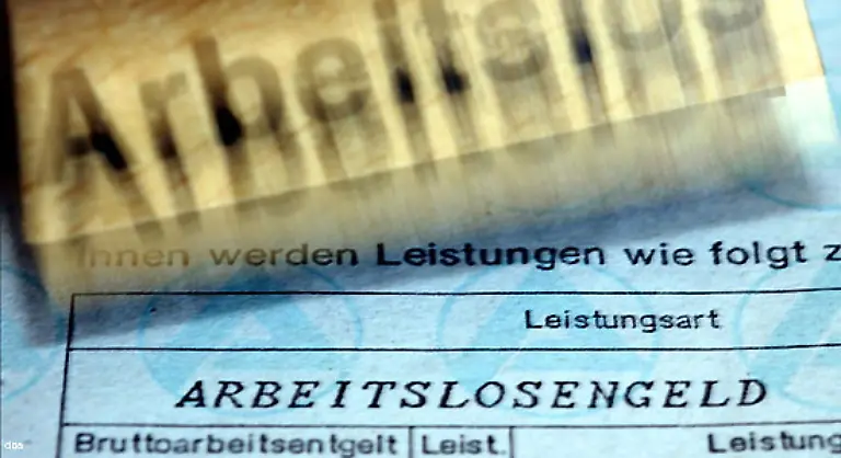 Artikel-23-1-Jeder-hat-das-Recht-auf-Arbeit-auf-freie-Berufswahl-auf-gerechte-und-befriedigende-Arbeitsbedingungen-sowie-auf-Schutz-vor-Arbeitslosigkeit