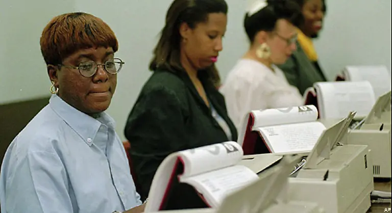 Artikel-23-2-Jeder-ohne-Unterschied-hat-das-Recht-auf-gleichen-Lohn-fuer-gleiche-Arbeit