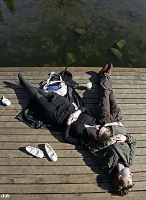 Erholung-faulenzen-badesteg