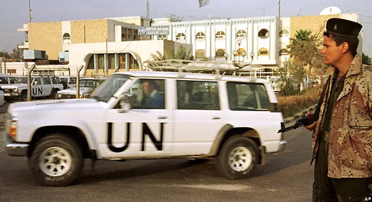 Artikel-28-Jeder-hat-Anspruch-auf-eine-soziale-und-internationale-Ordnung-in-der-die-in-dieser-Erklaerung-verkuendeten-Rechte-und-Freiheiten-voll-verwirklicht-werden-koennen