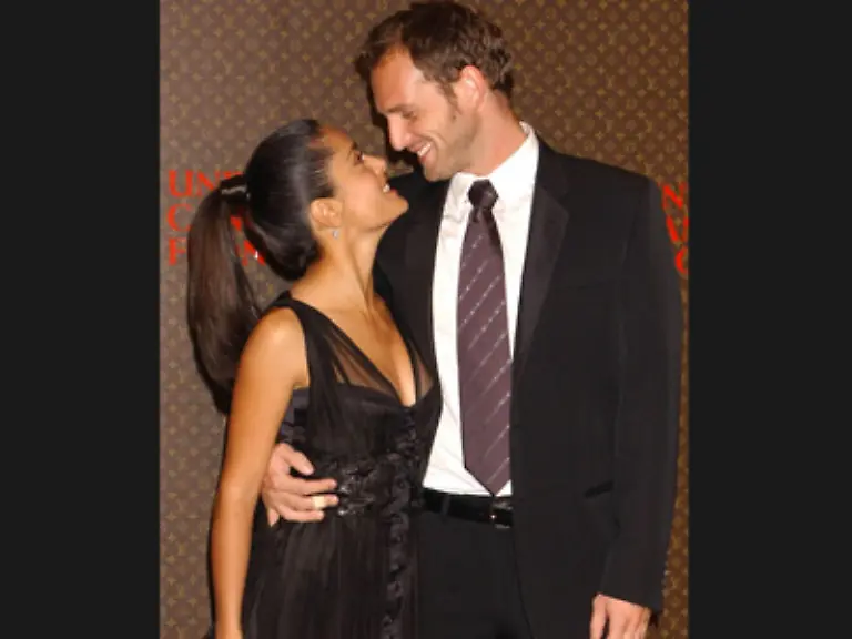 ehe-sie-2003-ein-Verhaeltnis-mit-ihrem-US-amerikanischen-Kollegen-Josh-Lucas-begann-Die-Beziehung-ging-bereits-ein-Jahr-spaeter-in-die-Brueche