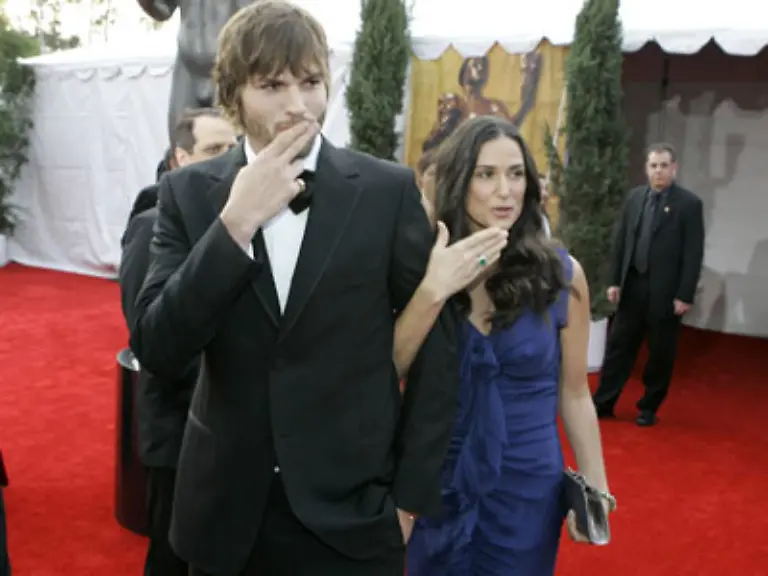 Denn-nicht-nur-dass-das-Paar-Kutcher-Moore-den-Altersunterschied-spielend-hinkriegt