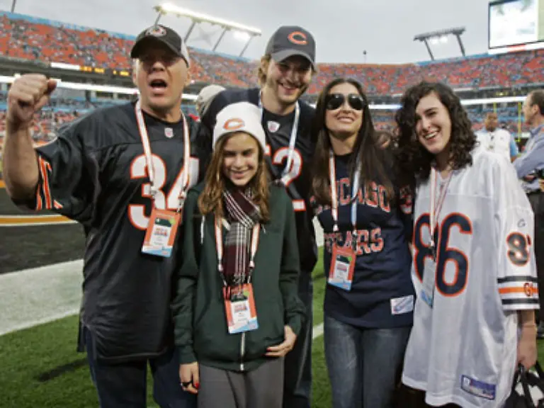 Gerne-treten-alle-zusammen-auf-und-demonstrieren-Wir-haben-uns-ganz-doll-lieb