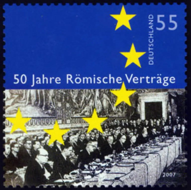 50-Friedensjahre-nach-den-Roemischen-Vertraegen-ist-die-EU-heute-mit-vielen-offenen-Grenzen-offenen-Maerkten-und-mehr-Freiheiten-denn-je-eine-Selbstverstaendlichkeit-Mit-27-Mitgliedstaaten-mit-490-Millionen-Einwohnern-ist-sie-so-gross-wie-nie