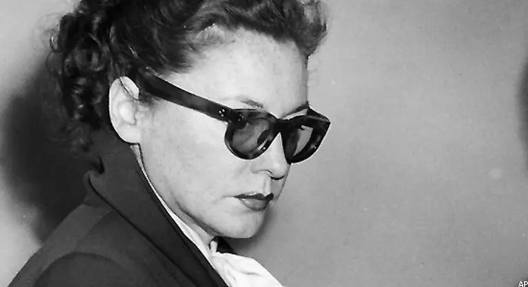 Leanders-Geschichte-ist-typisch-dafuer-dass-man-sich-im-letzten-Jahrhundert-eben-nicht-aus-der-Politik-heraushalten-konnte