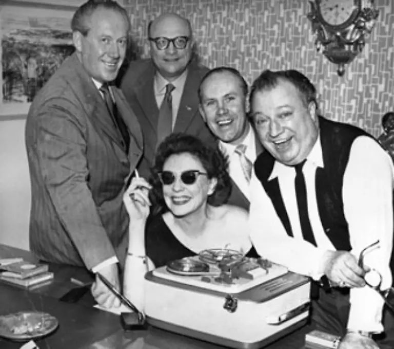 Heute-wird-Zarah-Leander-hier-wieder-gefeiert-Zu-ihrem-100-Geburtstag-wird-unter-anderem-eigens-ein-Museum-auf-ihrem-Gut-in-Loenoe-eroeffnet