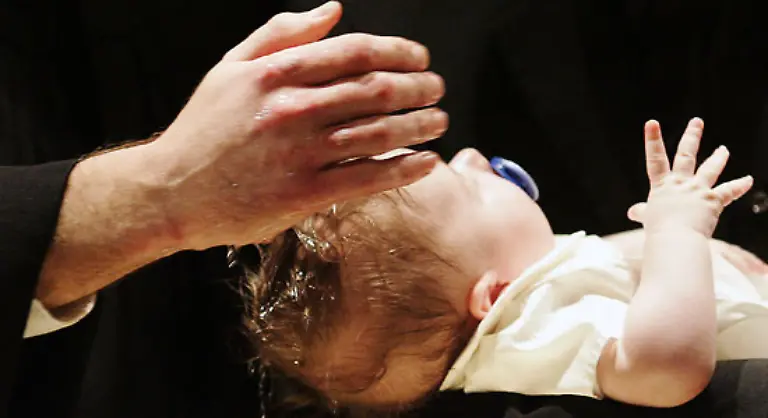 Und-nicht-zuletzt-ist-auch-die-christliche-Taufe-ohne-Wasser-kaum-vorstellbar