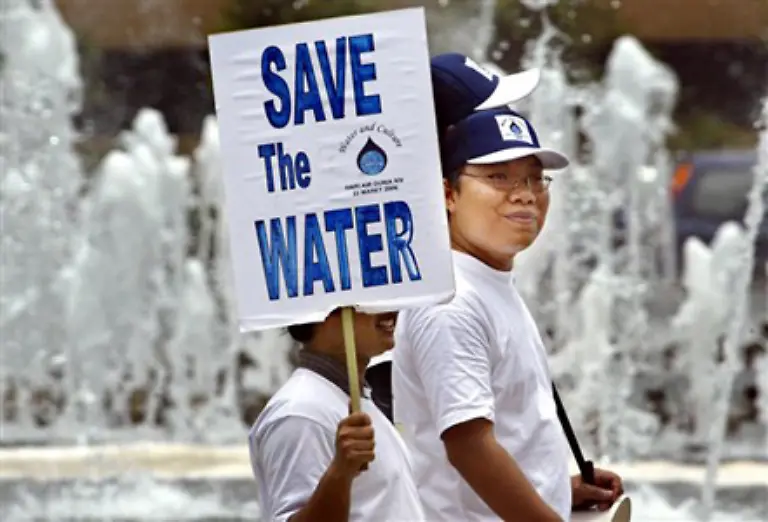Gruende-genug-fuer-die-Vereinten-Nationen-jaehrlich-am-22-Maerz-am-Weltwassertag-auf-das-kostbare-Gut-und-seine-Probleme-aufmerksam-zu-machen