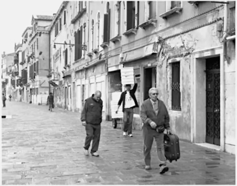 Und-wenn-man-das-zulaesst-dann-faehrt-man-aus-Venedig-mit-einem-anderen-Gesicht-heim-als-mit-dem-das-man-bei-der-Ankunft-hatte