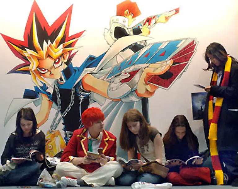Die-unzaehligen-verkleideten-Manga-Fans-die-sich-jedes-Jahr-auf-der-Leipziger-Buchmesse-tummeln-sind-Anhaenger-des-von-Manga-inspirierten-Cosplay