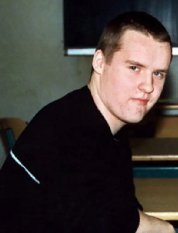 Am-26-April-2002-hatte-der-damals-19-jaehrige-Robert-Steinhaeuser-an-seiner-ehemaligen-Schule-14-Lehrer-und-zwei-Schueler-erschossen