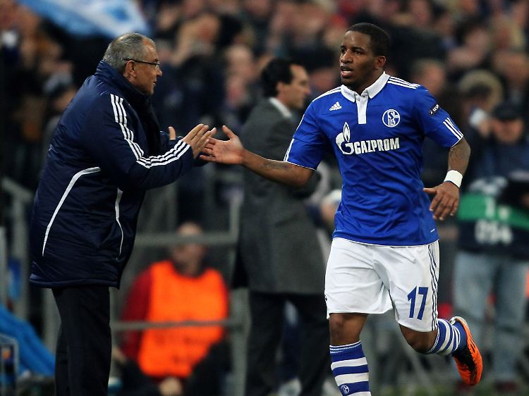 Mit einem freundlichen Abklatschen zwischen Farfan und Magath ist nicht zu rechnen.