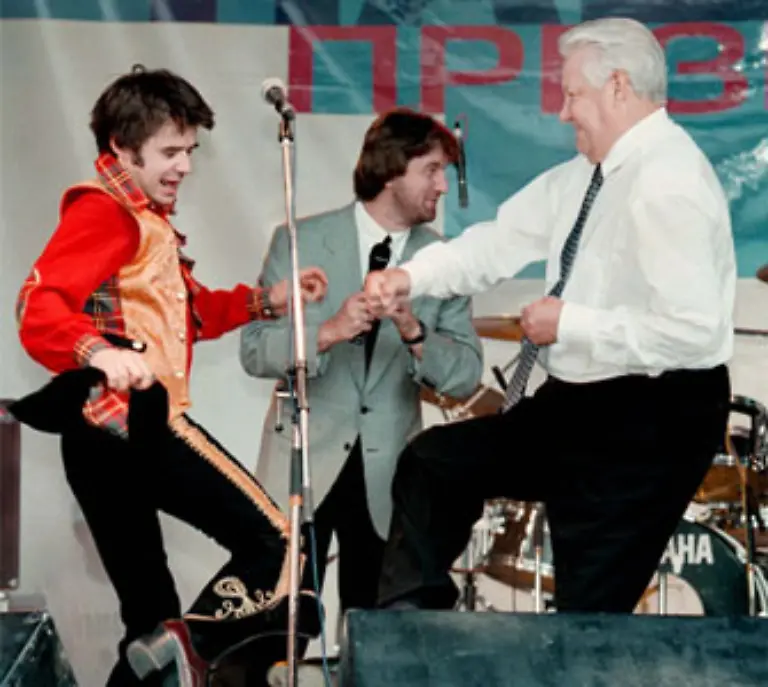 sind-der-russischen-Bevoelkerung-vor-allem-als-eine-Phase-der-tiefen-persoenlichen