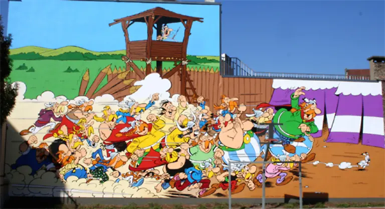 In-ganz-Gallien-Nein-Schliesslich-leben-Asterix-und-Obelix-in-einem-von-unbeugsamen-Galliern-bevoelkerten-Dorf-welches-dem-roemischen-Eindringling-erfolgreich-Widerstand-leistet