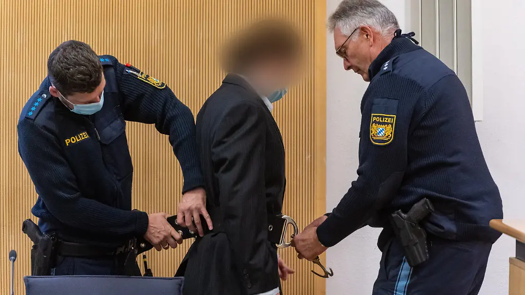 Der-Krankenpfleger-Christian-F-ist-wegen-Mordes-an-seiner-Verlobten-vor-acht-Jahren-zu-einer-lebenslangen-Freiheitsstrafe-verurteilt-worden