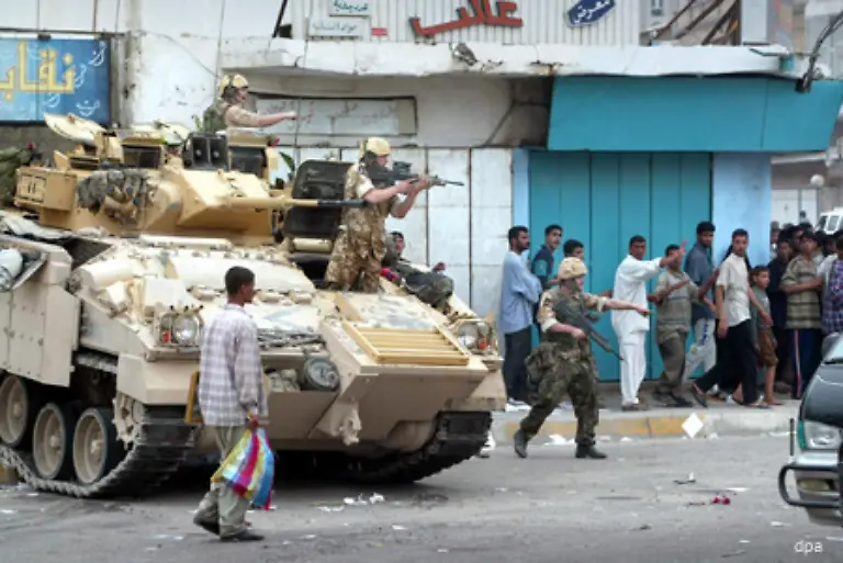 Begonnen-hat-das-Finale-der-Aera-Blair-im-Maerz-2003-mit-der-Invasion-im-Irak