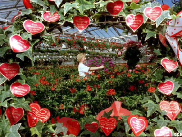 Aller-Grund-also-mal-einen-kurzen-Blick-auf-die-Historie-dieses-Tages-zu-werfen-2008-minus-101-macht-nach-Adam-Riese