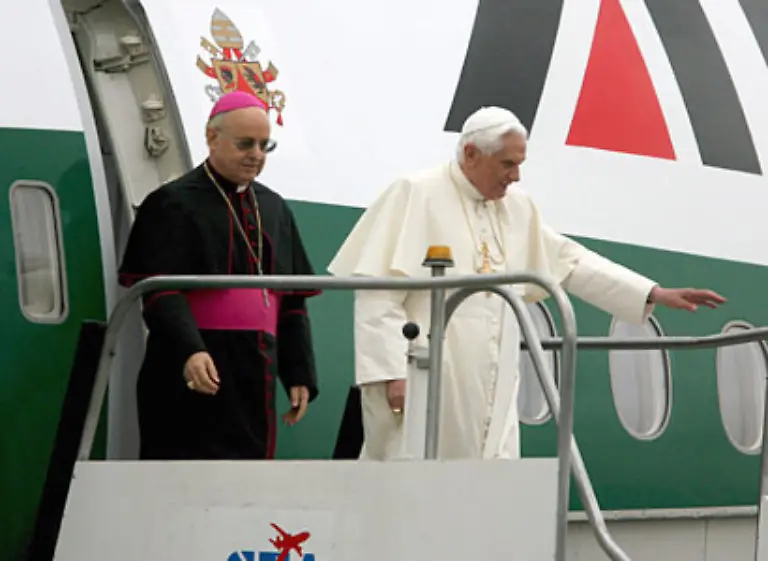 Papst-Benedikt-XVI-ist-zu-Besuch-in-Brasilien-dem-Land-mit-den-meisten-Katholiken-weltweit