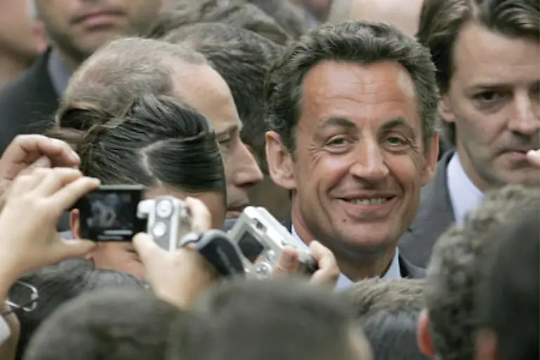 Zwar-stammt-Sarkozy-aus-dem-eigenen-rechten-Lager-jedoch-war-Chirac-stets-gegen-ihn-als-Nachfolger