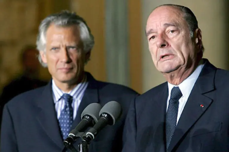 Und-nur-weil-es-gegen-Sarkozy-ging-stand-er-zu-Premierminister-Villepin-der-schlaflose-Naechte-bereitete-und-im-Land-unbeliebt-war-wie-kaum-einer-vor-ihm