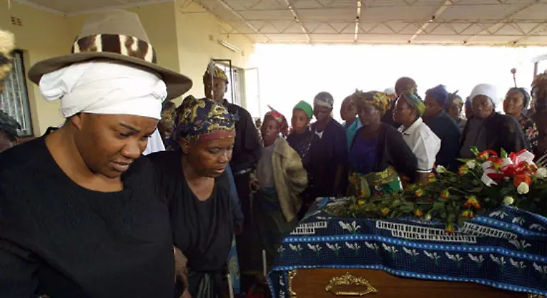 Auch-im-afrikanischen-Kabwe-der-zweitgroessten-Stadt-Sambias-bot-sich-den-Umweltschuetzern-ein-katastrophales-Bild