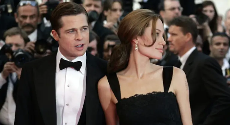 Wir-sehen-ein-dass-Brad-und-Angelina-nun-wieder-allein-die-Welt-retten-muessen