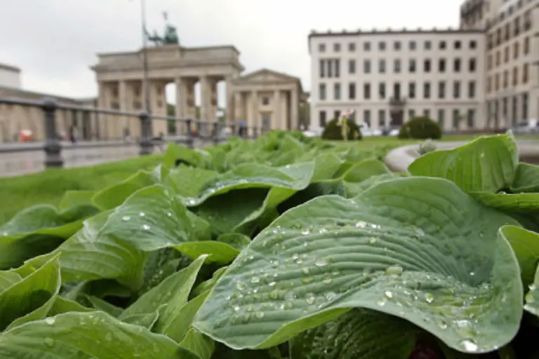 Die-Folge-sind-glatte-Strassen-oder-auch-Flugzeugvereisungen