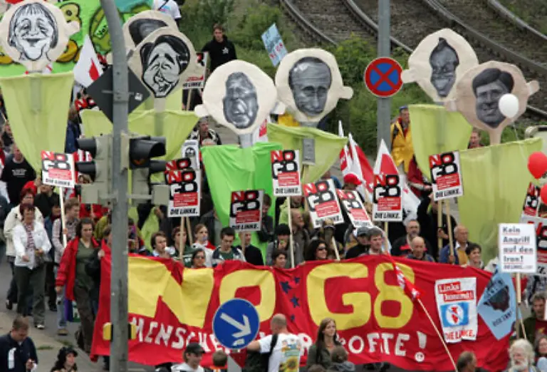 Schon-als-sich-am-Mittag-der-eine-von-zwei-Demonstrationszuegen-vom-Hauptbahnhof-133