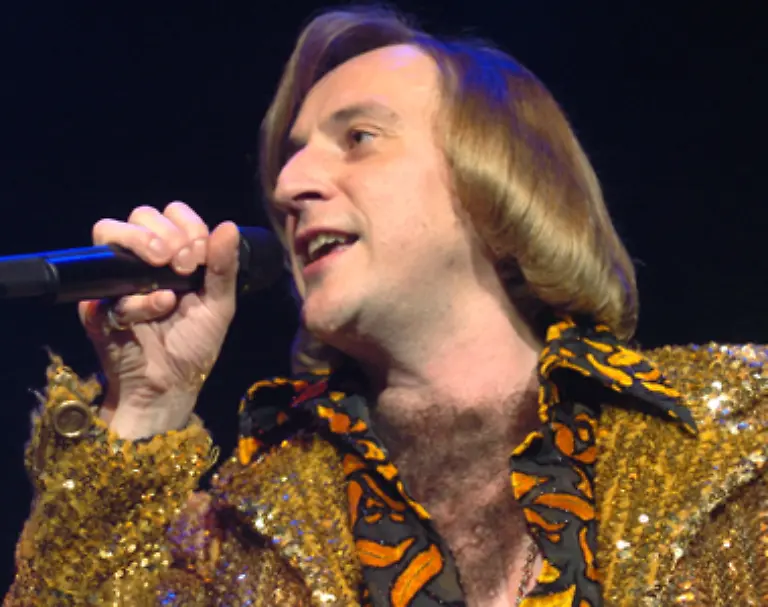 Mit-Vellus-oder-auch-Wollhaar-werden-alle-uebrigen-Haerchen-der-Koerperoberflaeche-bezeichnet-Diese-Haare-sind-wesentlich-duenner-und-kuerzer-als-Terminalhaare