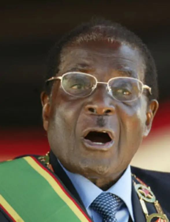 von-Diktaturen-Und-damit-auch-von-Korruption-Hier-Robert-Mugabe-Praesident-von-Simbabwe-Er-klebt-an-der-Macht-unterdrueckt-blutig-die-Opposition-Nur-eins-von-vielen-Beispielen