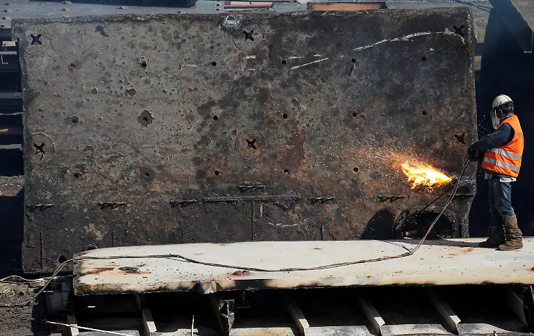 2020-10-02T142807Z-1947665575-RC2EAJ99H5B9-RTRMADP-3-HEALTH-CORONAVIRUS-TURKEY-SHIPS