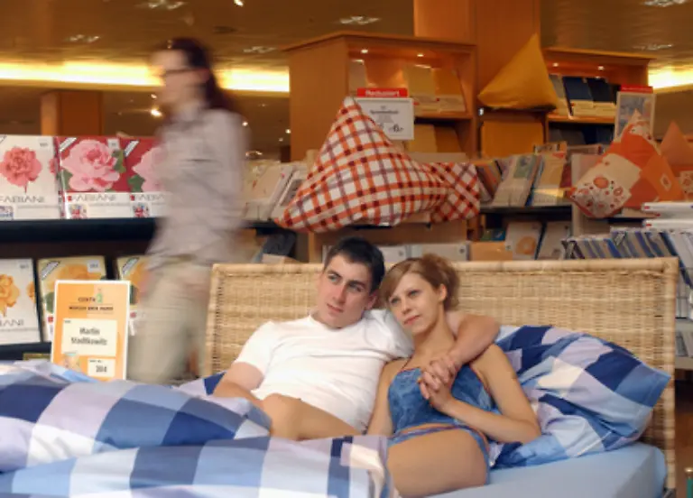 Ein-Schnarcher-kann-sogar-Probleme-mit-den-Nachbarn-bekommen-Am-meisten-betroffen-ist-jedoch-der-Partner-der-im-Doppelbett-auf-der-anderen-Seite-oder-im-selben-Raum-liegt