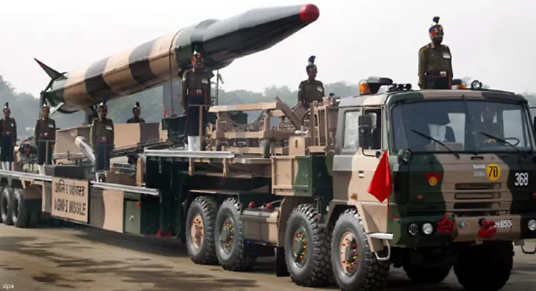 China-exportiert-nicht-nur-sondern-gehoert-auch-mit-Indien-zu-den-groessten-Importeuren-von-Waffen