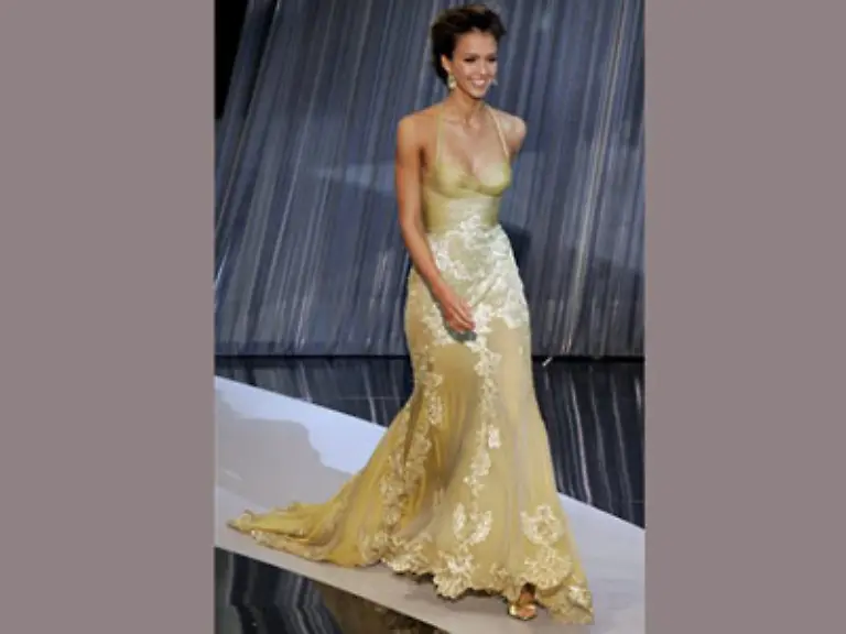 Die-Wahlbeteiligung-war-hoch-Exakt-179-387-Stimmen-wurden-im-deutschsprachigen-Raum-abgegeben-Und-wie-bei-den-britischen-FHM-Lesern-steht-die-26-Jaehrige-ganz-vorne-in-der-Gunst-der-Herren