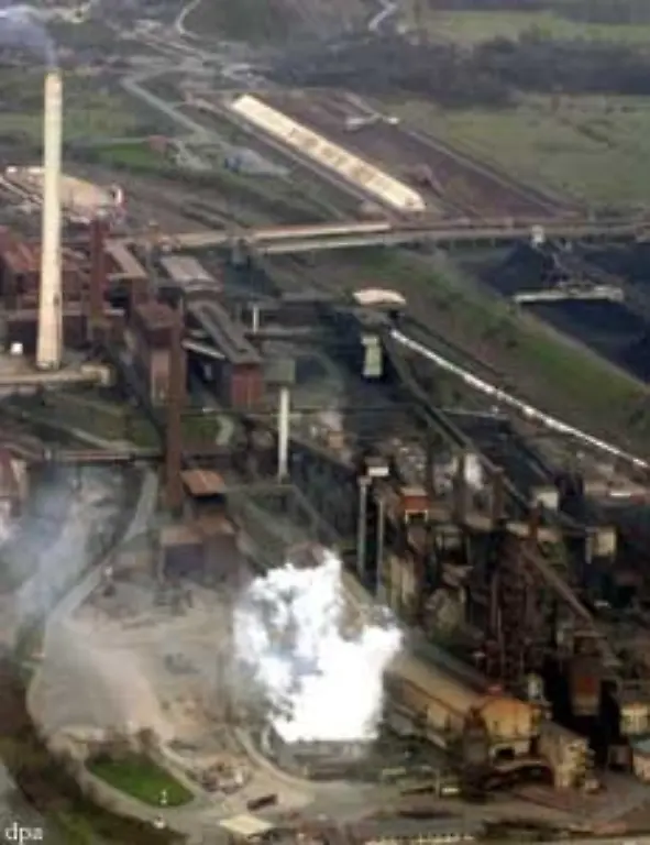 Die-deutschen-Huettenwerke-deckten-ihren-Bedarf-an-Koks-in-den-90er-Jahren-fast-ausschliesslich-aus-heimischer-Produktion-im-Jahr-2005-nur-noch-zu-einem-Drittel