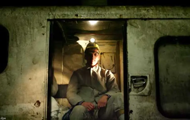 Wenn-die-Moeglichkeit-fuer-einen-Test-neuer-Maschinen-in-heimischen-Bergwerken-entfalle-waeren-viele-Hersteller-zu-einer-Abwanderung-ins-Ausland-gezwungen
