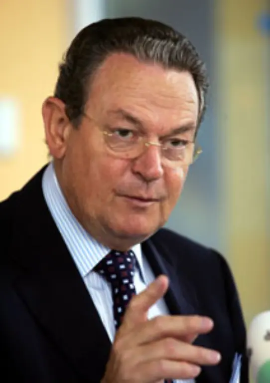 BDI-Praesident-Juergen-Thumann-hat-eine-klare-Haltung-zur-Veroeffentlichung-von-Nebeneinkuenften-der-Bundestagsabgeordneten-Davon-halte-ich-ueberhaupt-nichts-Er-warnt-vor-negativen-Auswirkungen-fuer-das-Parlament