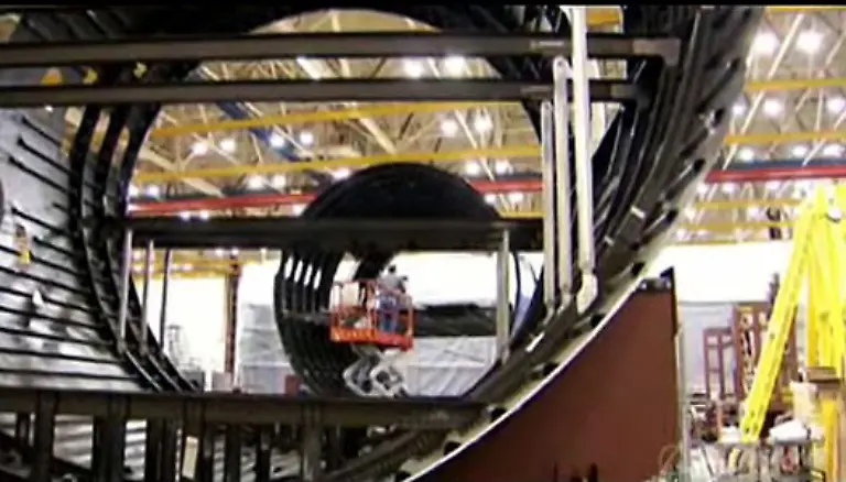 Seit-2004-haben-Boeing-Mitarbeiter-an-der-Maschine-gebaut-gewerkelt-und-entwickelt