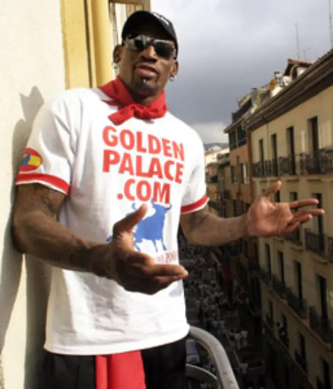 Auch-Ex-Basketball-Star-Rodman-war-2004-dabei