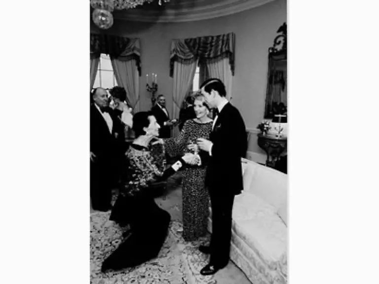 und-Vogue-zum-kuehnen-Avantgarde-Blatt-machte