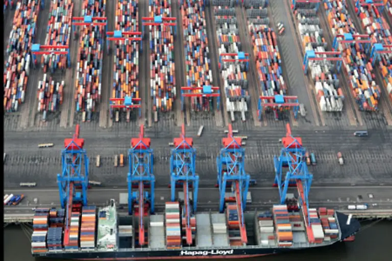 Abteilungsleiter-im-Gross-und-Aussenhandel-verdienen-bei-39-Stunden-Wochenarbeitszeit-in-Sachsen-Anhalt-3-222-Euro-in-Nordrhein-Westfalen-dagegen-mindestens-3-541-Euro-und-ab-Juli-2008-mindestens-3-620-Euro