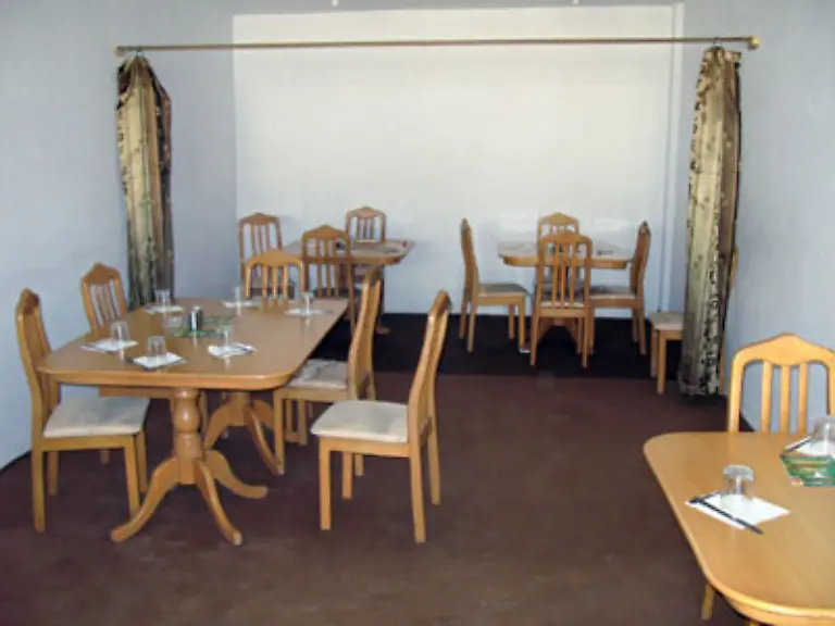 Am-18-August-wird-die-31-jaehrige-Christina-M-aus-einem-Restaurant-in-Kabul-heraus-verschleppt-Die-schwangere-Mitarbeiterin-der-Hilfsorganisation-Ora-International-hatte-gerade-mit-ihrem-Mann-zu-Abend-gegessen