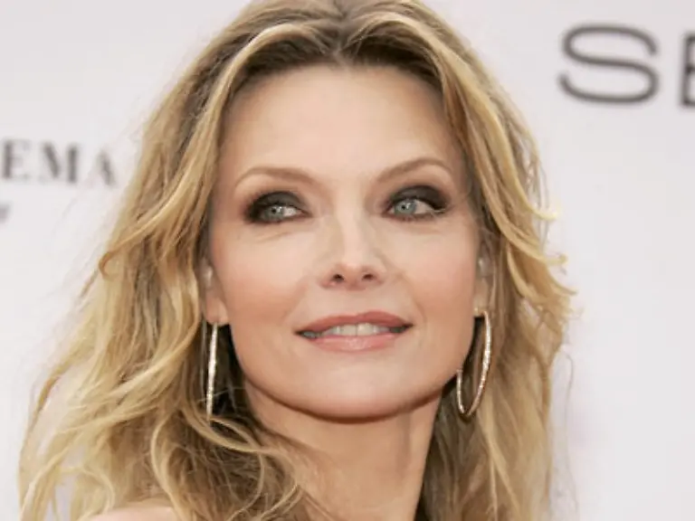 Michelle-Pfeiffer-war-mal-Schoenheitskoenigin