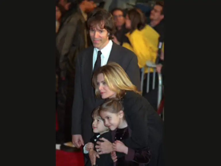 George-Clooney-hier-mit-ihren-Filmkindern-aus-One-Fine-Day