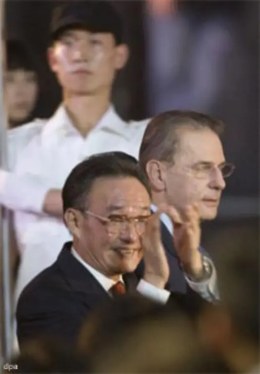 erklaert-auch-Parlamentspraesident-Wu-Banggu-der-zweite-Mann-in-der-Kommunistischen-Partei-Chinas