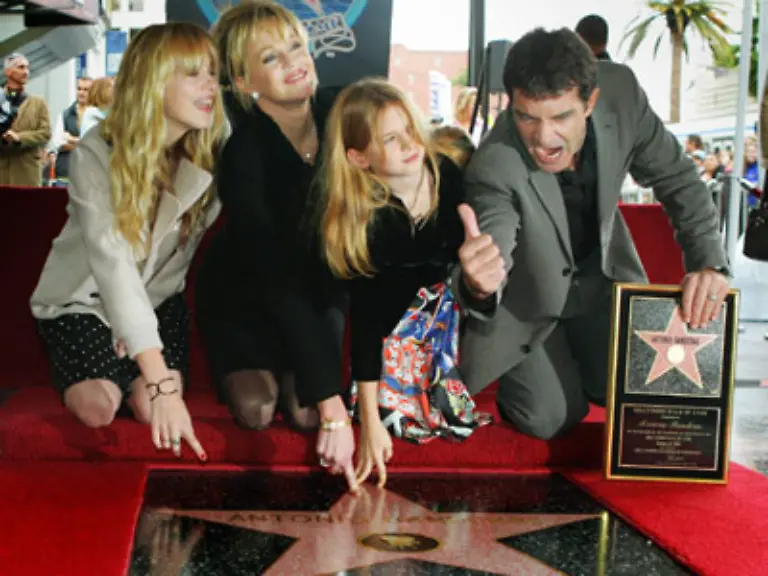 Ich-bin-ein-Suchtmensch-gesteht-Melanie-Doch-heute-gibt-mir-meine-Familie-den-noetigen-Halt