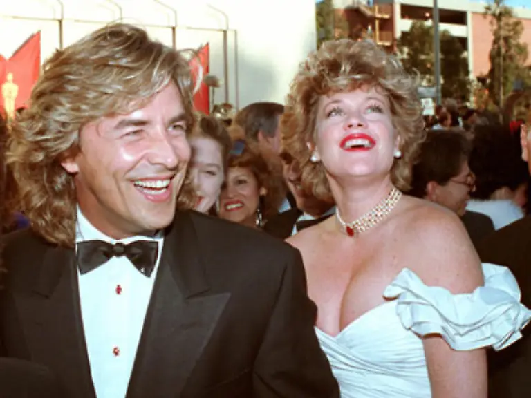 Johnson-war-in-der-Zwischenzeit-erfolgreich-als-TV-Star-und-clean-Er-half-Melanie-ihren-Drogenkonsum-wenigstens-etwas-zu-reduzieren